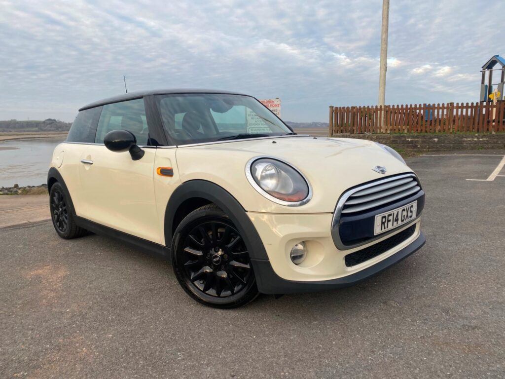 MINI Hatch 1.5 Cooper 3dr PEPPER PACK