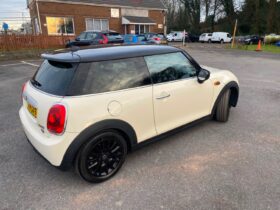 MINI Hatch 1.5 Cooper 3dr PEPPER PACK