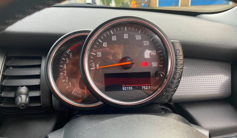 
								MINI Hatch 1.5 Cooper 3dr PEPPER PACK full									