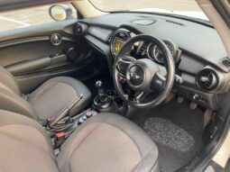 
										MINI Hatch 1.5 Cooper 3dr PEPPER PACK full									