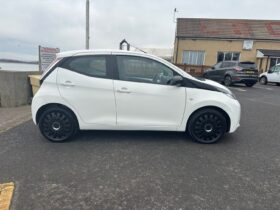 Toyota AYGO 1.0 VVT-i X-Play 5dr