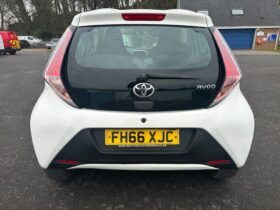 Toyota AYGO 1.0 VVT-i X-Play 5dr