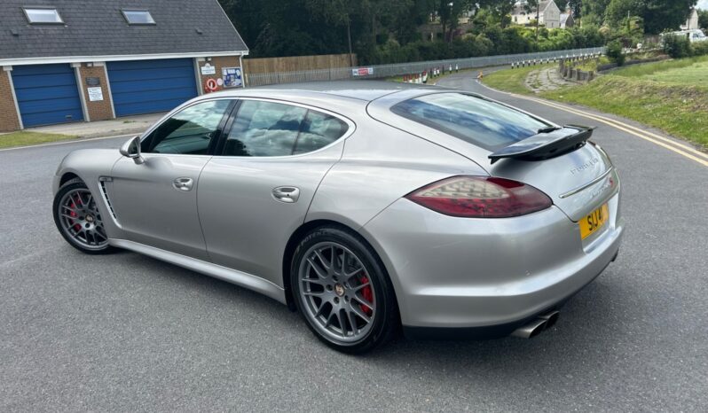
								Porsche Panamera 4.8 V8 Turbo 4dr PDK full									