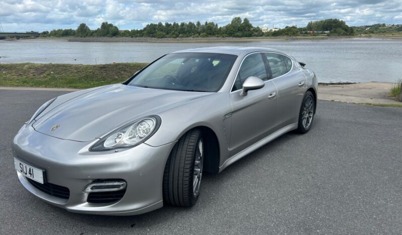 
								Porsche Panamera 4.8 V8 Turbo 4dr PDK full									