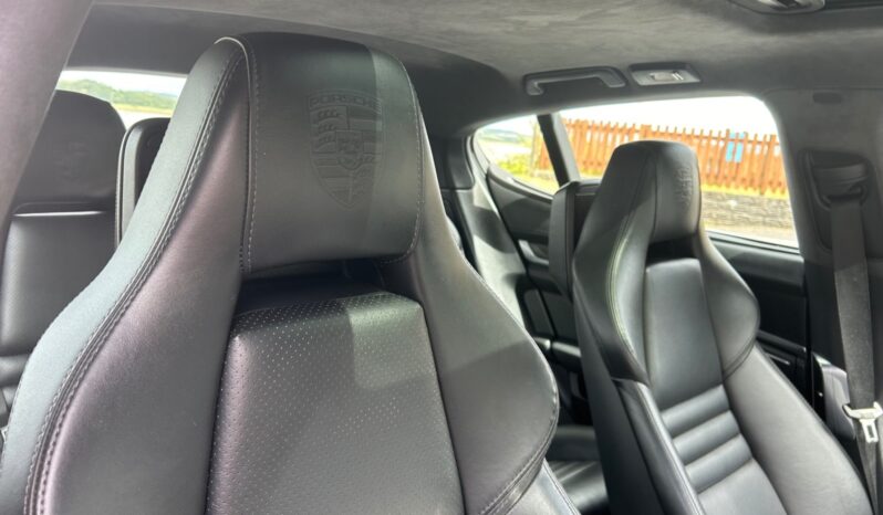 
								Porsche Panamera 4.8 V8 Turbo 4dr PDK full									