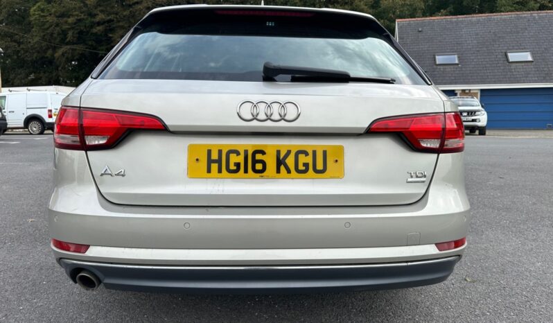 
								Audi A4 2.0 TDI Ultra Sport 5dr S Tronic full									