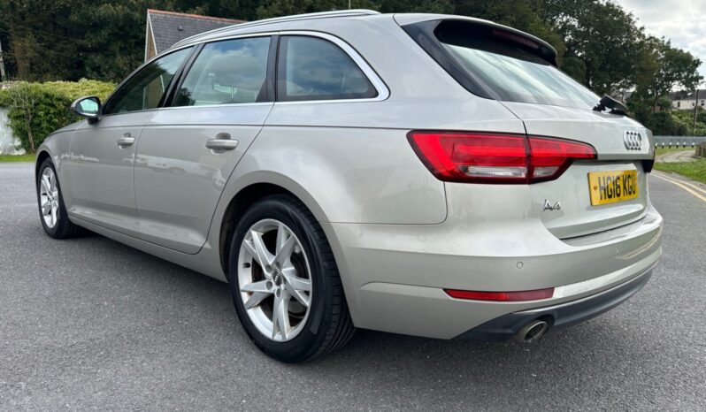 
								Audi A4 2.0 TDI Ultra Sport 5dr S Tronic full									