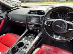 
										Jaguar F-Pace 2.0d R-Sport 5dr Auto AWD full									