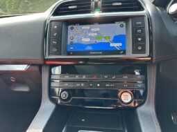 
										Jaguar F-Pace 2.0d R-Sport 5dr Auto AWD full									