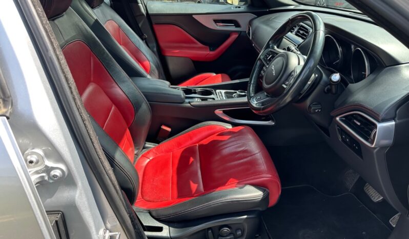 
								Jaguar F-Pace 2.0d R-Sport 5dr Auto AWD full									