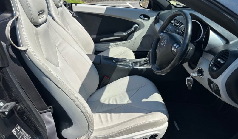 
								Mercedes-Benz SLK SLK 350 2dr Tip Auto full									