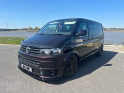 
										Volkswagen Transporter 2.0 TDI 140PS Highline Kombi Van full									
