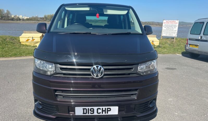 
								Volkswagen Transporter 2.0 TDI 140PS Highline Kombi Van full									