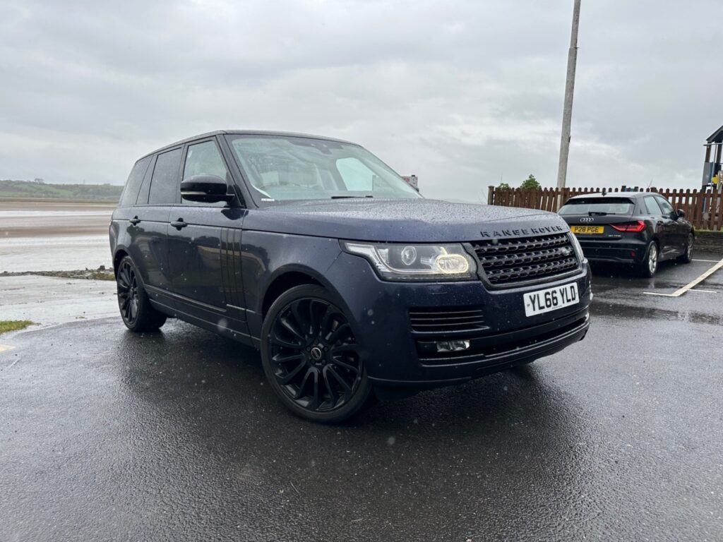 Land Rover Range Rover 3.0 TDV6 Vogue 4dr Auto