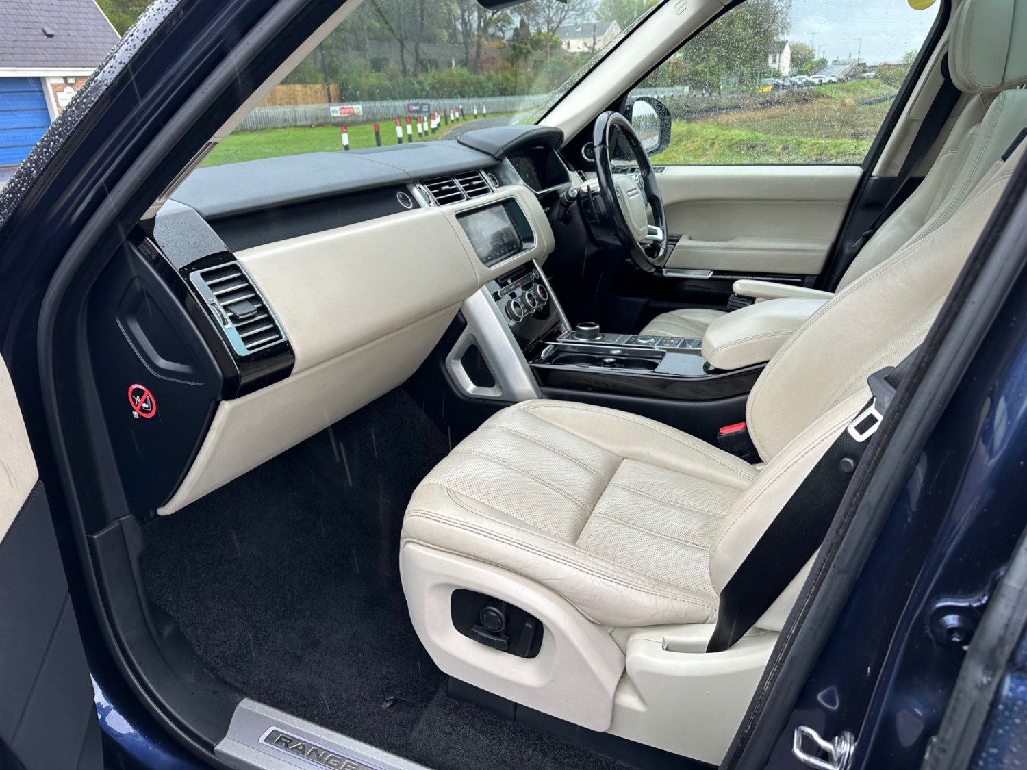 Land Rover Range Rover 3.0 TDV6 Vogue 4dr Auto
