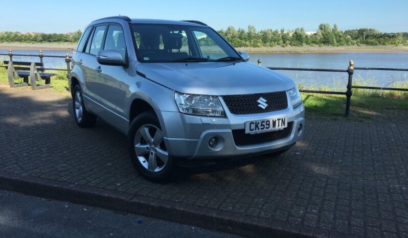 
								Suzuki Grand Vitara 2.4 VVT SZ4 full									