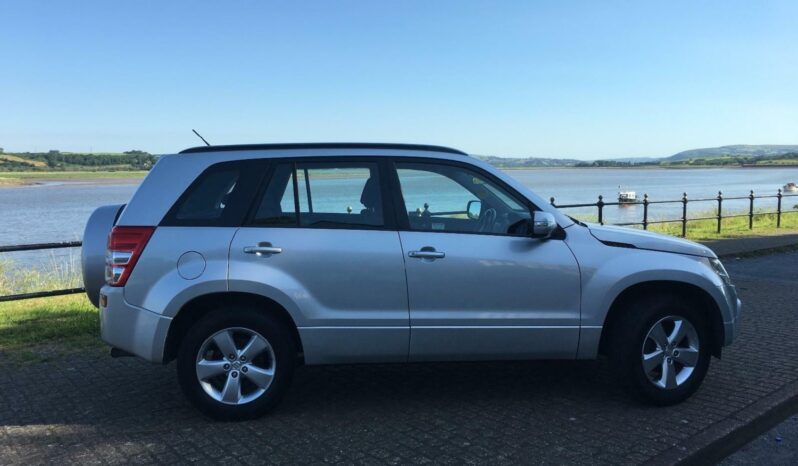 
								Suzuki Grand Vitara 2.4 VVT SZ4 full									