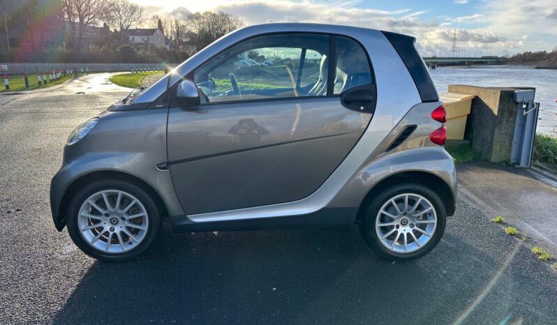 
								smart fortwo Passion 2dr Auto [84] full									
