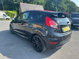 
										Ford Fiesta 1.0 EcoBoost 140 Zetec S Black 3dr full									