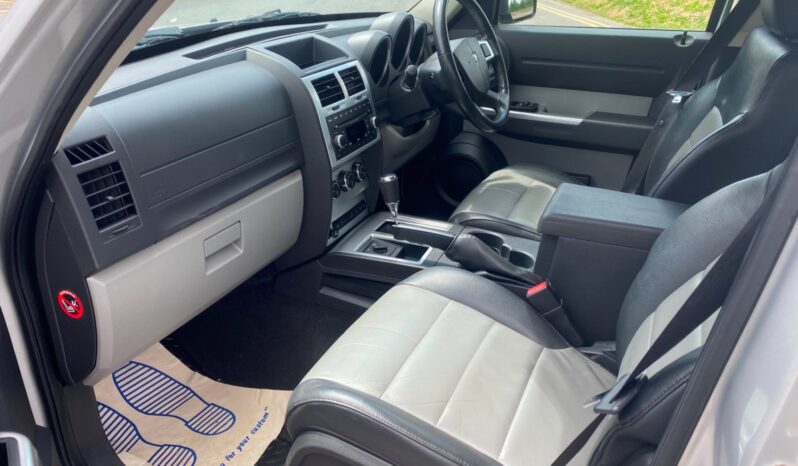 
								Dodge Nitro 2.8 CRD SXT 5dr Auto full									
