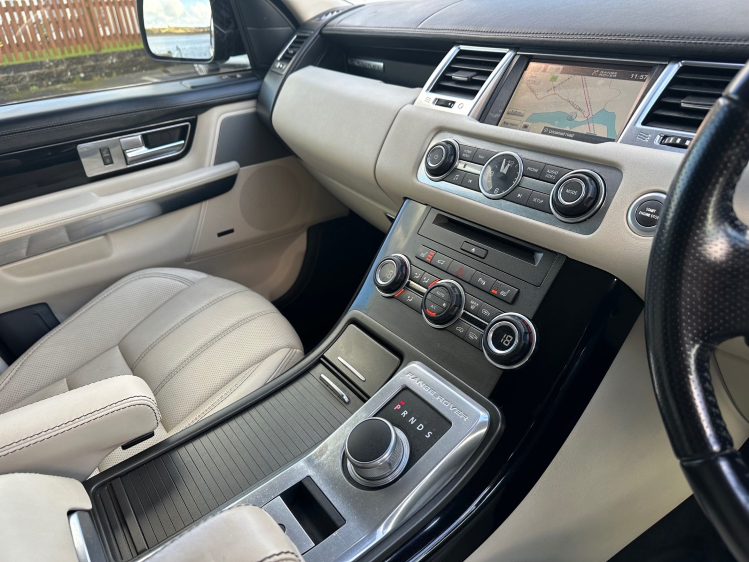 Land Rover Range Rover Sport 3.0 SDV6 HSE 5dr Auto