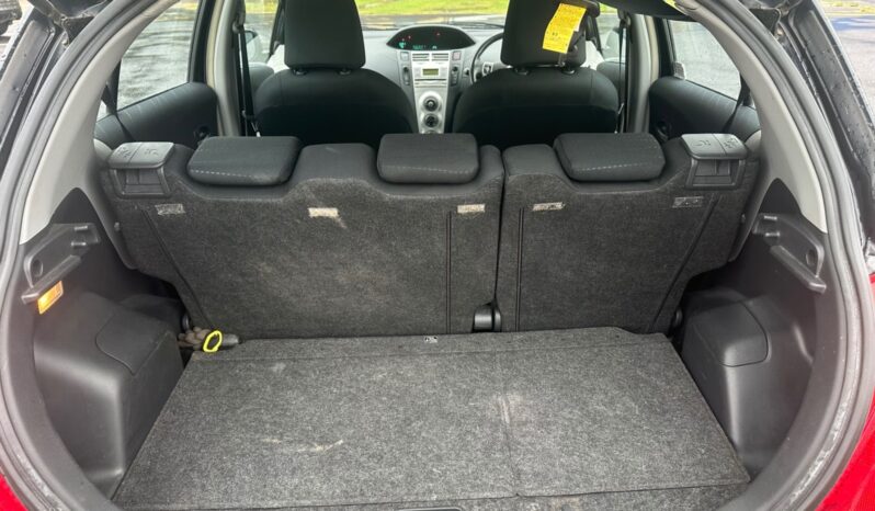
								Toyota Yaris 1.4 D-4D TR 5dr full									