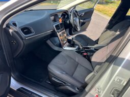 
										Volvo V40 D2 Cross Country SE 5dr full									