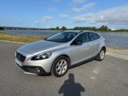 
										Volvo V40 D2 Cross Country SE 5dr full									