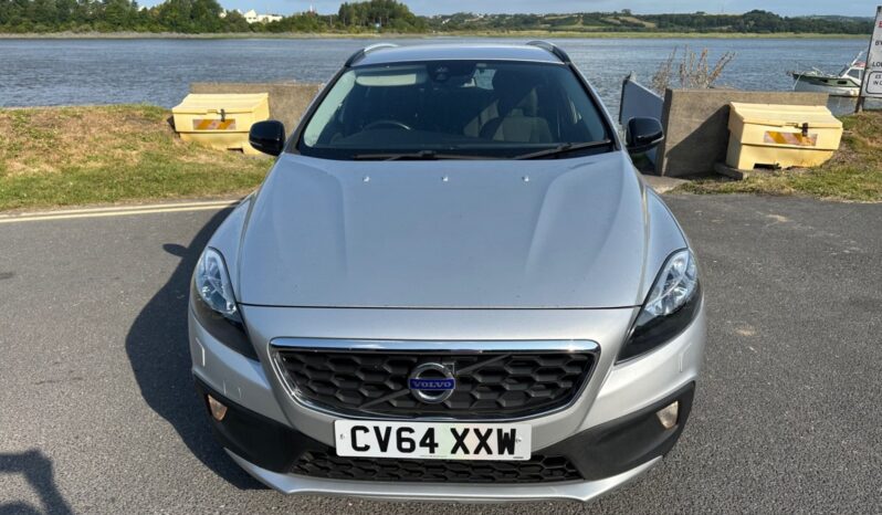 
								Volvo V40 D2 Cross Country SE 5dr full									