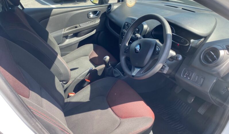 
								Renault Clio 1.2 16V Expression+ 5dr full									