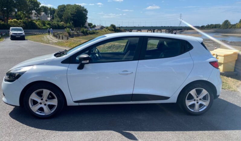 
								Renault Clio 1.2 16V Expression+ 5dr full									