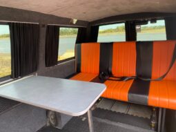 
										Volkswagen Transporter Window Van 25 Turbo full									
