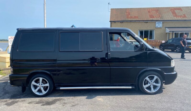 
								Volkswagen Transporter Window Van 25 Turbo full									