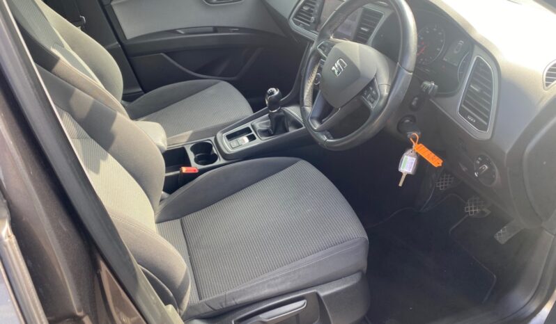 
								SEAT Leon 1.2 TSI SE Dynamic Technology 5dr full									