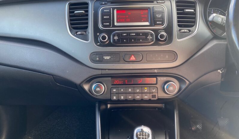 
								Kia Carens 1.6 GDi SR7 5dr full									