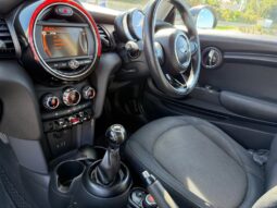 
										MINI Hatch 1.5 Cooper 3dr full									