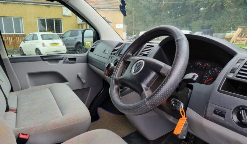 
								Volkswagen Transporter 2.5TDI PD 130PS Van day van full									
