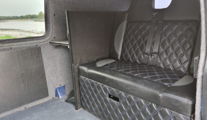 
								Volkswagen Transporter 2.5TDI PD 130PS Van day van full									