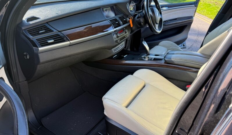 
								BMW X5 xDrive30d M Sport 5dr Auto full									