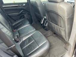 
										Porsche Cayenne Platinum Edition Diesel 5dr Tiptronic S full									