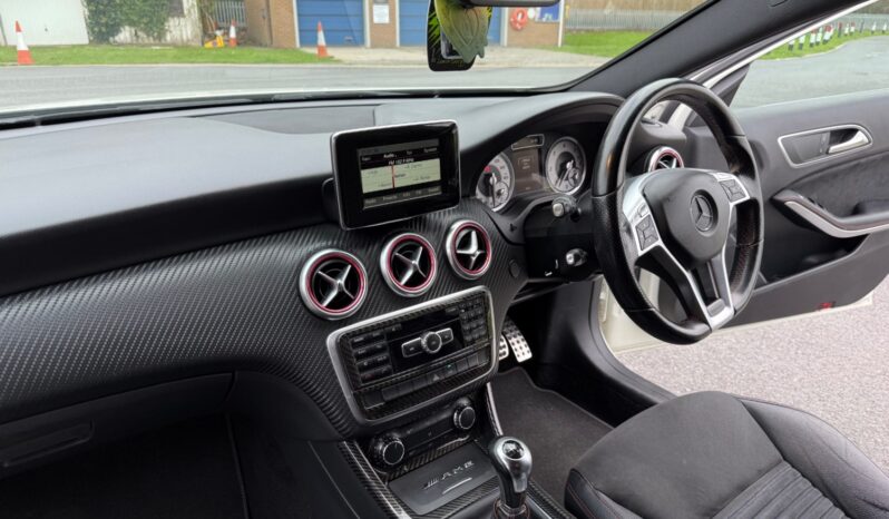 
								Mercedes-Benz A-Class A180 CDI BlueEFFICIENCY AMG Sport 5dr full									