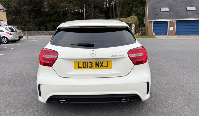 
								Mercedes-Benz A-Class A180 CDI BlueEFFICIENCY AMG Sport 5dr full									