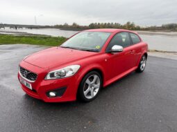 
										Volvo C30 D2 [115] R DESIGN 3dr full									
