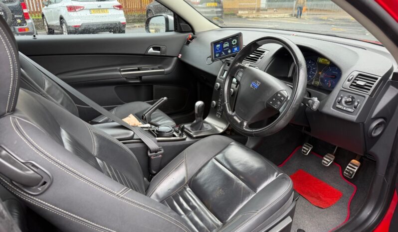 
								Volvo C30 D2 [115] R DESIGN 3dr full									