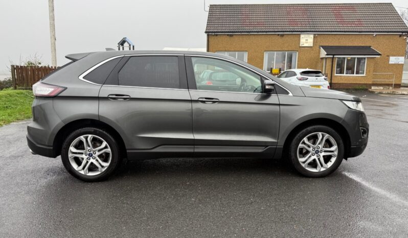 
								Ford Edge 2.0 TDCi 210 Titanium 5dr Powershift full									