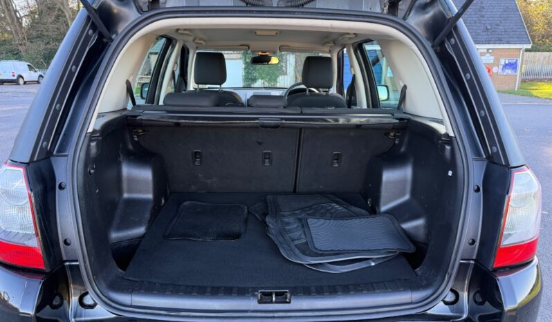 
								Land Rover Freelander 2.2 TD4 GS 5dr full									