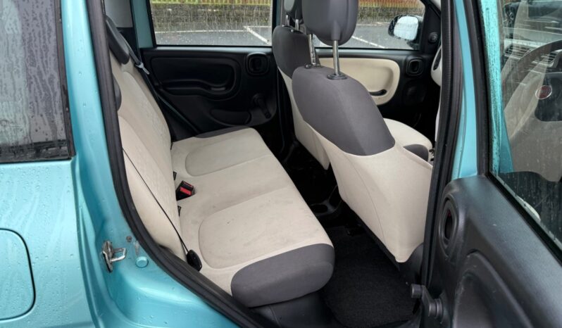 
								Fiat Panda 0.9 TwinAir [85] Easy 5dr Dualogic full									