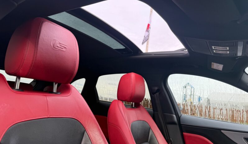 
								Jaguar F-Pace 3.0d V6 S 5dr Auto AWD full									