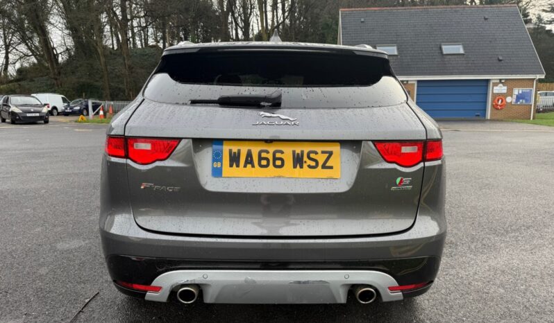 
								Jaguar F-Pace 3.0d V6 S 5dr Auto AWD full									