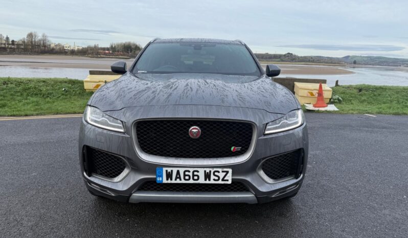 
								Jaguar F-Pace 3.0d V6 S 5dr Auto AWD full									